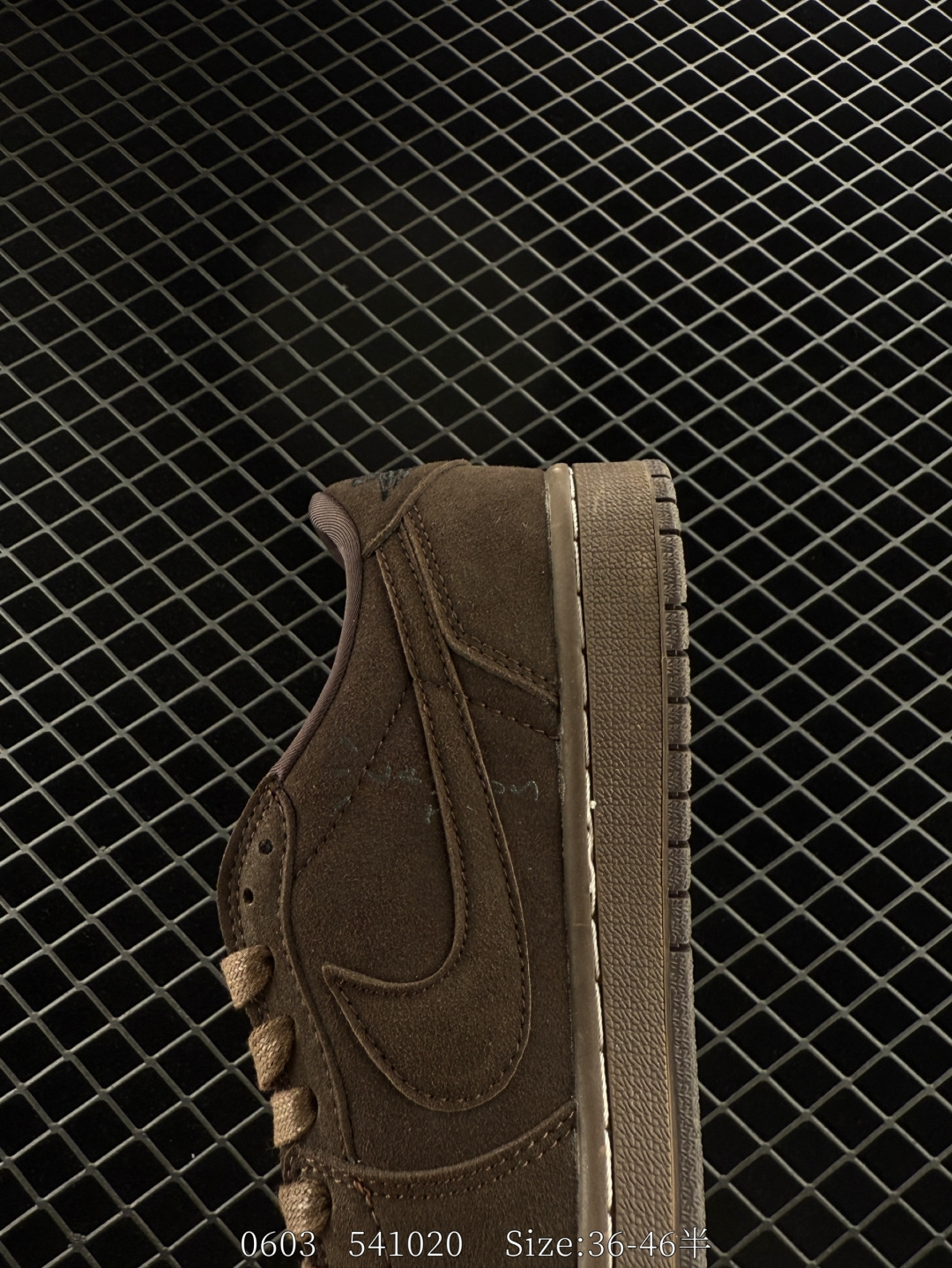 Travis Scott x Fragment Design x Air Jordan 1 Low